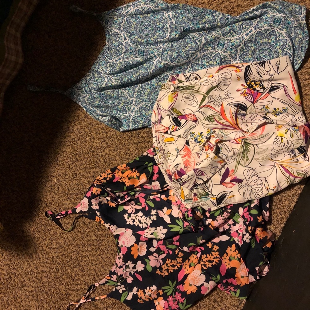 Set of 3 tanks